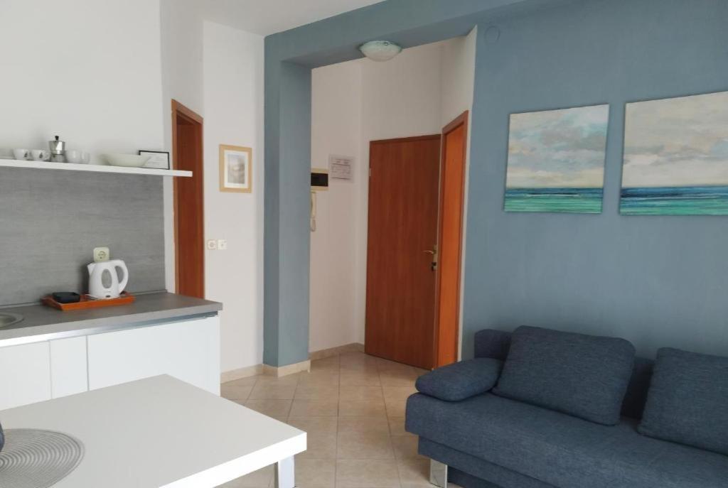 Apartments Vanda 로비니 외부 사진