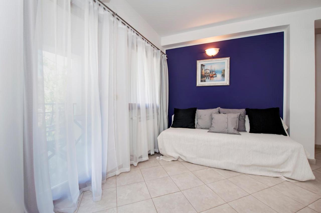 Apartments Vanda 로비니 외부 사진